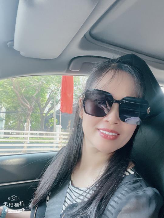Thêu Phung
