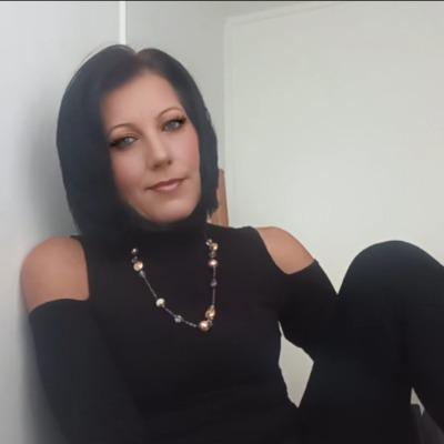 Lorraine Van den heever