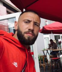 Cenk Bouchos