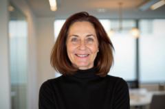 Lisa Holder