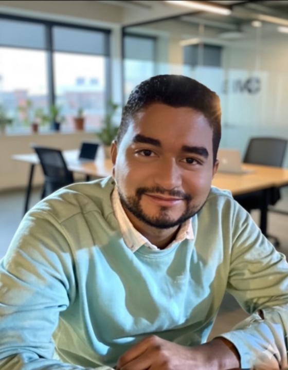 Alejandro Ladrón de Guevara