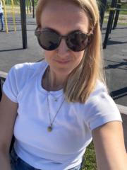 Anna Hofer
