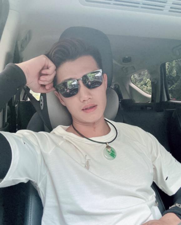Tuấn gà Tuấn