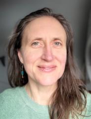Angela Potts-Mang'andah