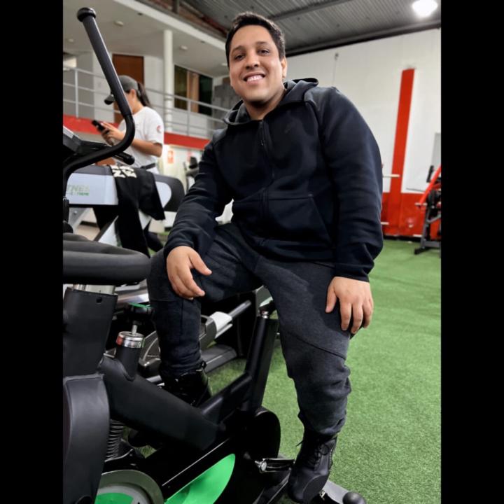 Aaron Espinoza zender