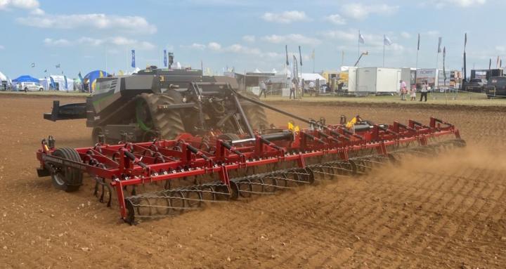 Autonomous & Robot Agriculture
