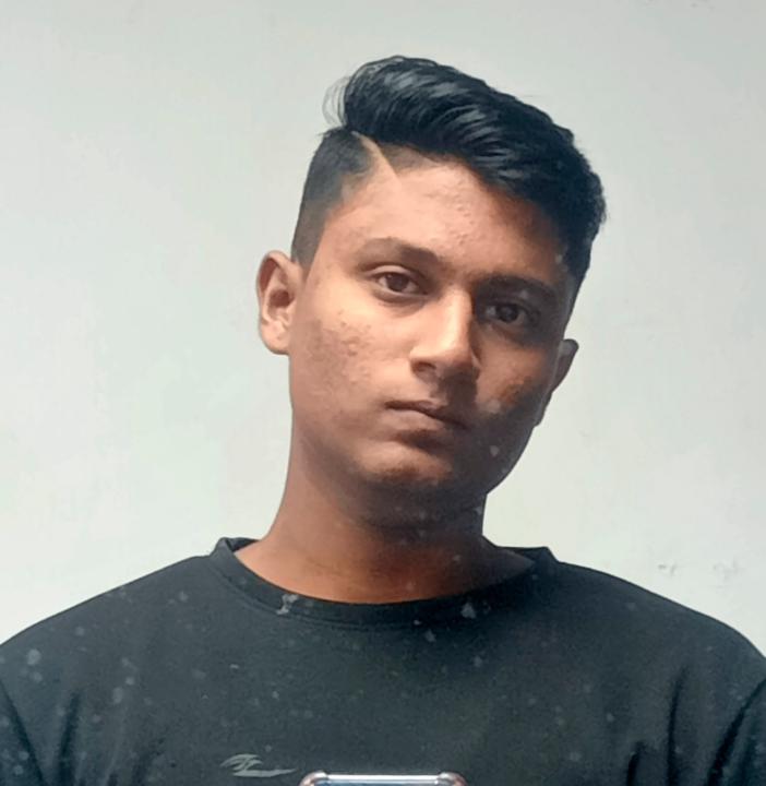 Kaviyarasu S