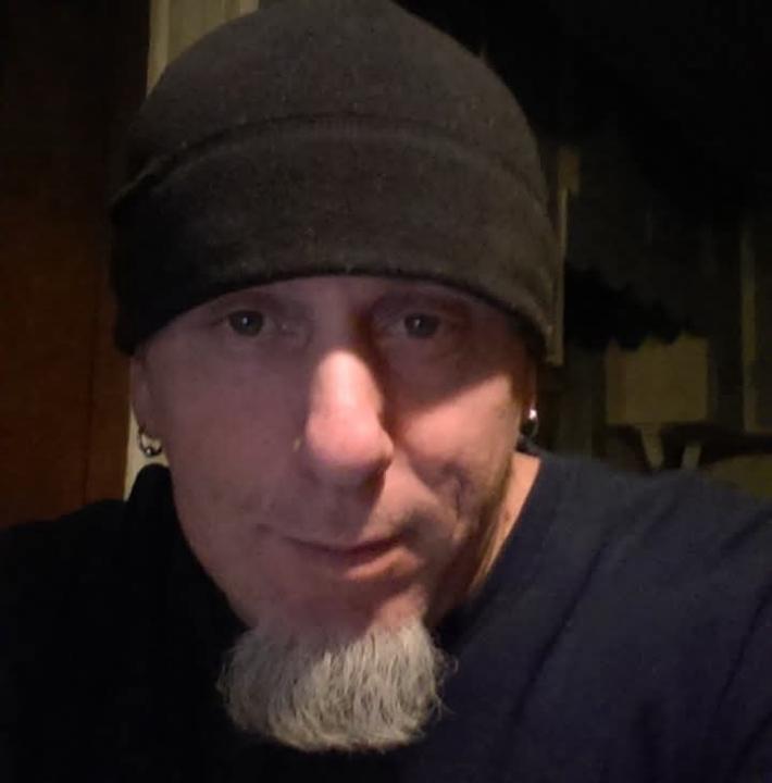 Christopher Genesi