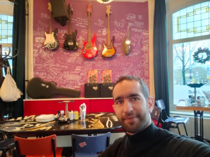 Adam Bouzid