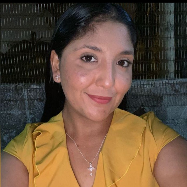 Laura Araceli Navia Cedeño