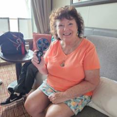 Suzanne Miron