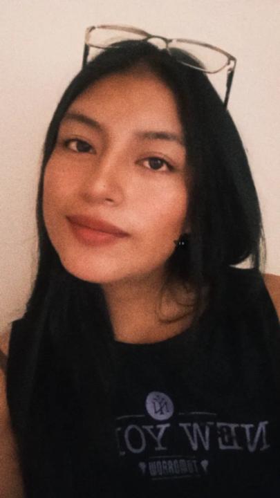 Esther León