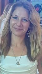 Айше Николова