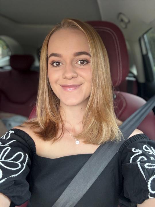 Jacqueline Hourquebie