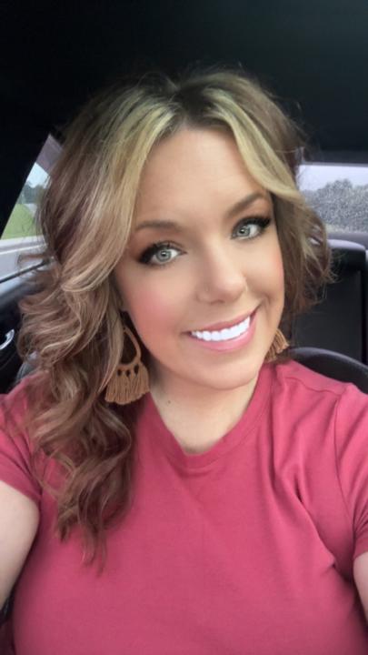 Mandi Devine