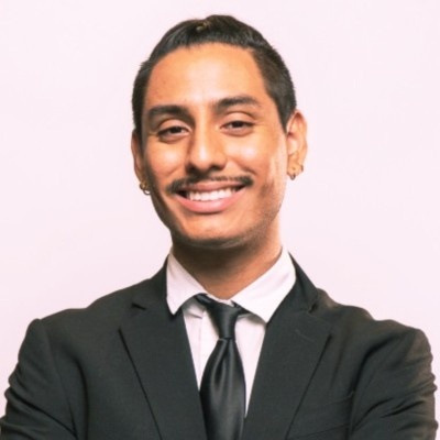 Derek Gomez