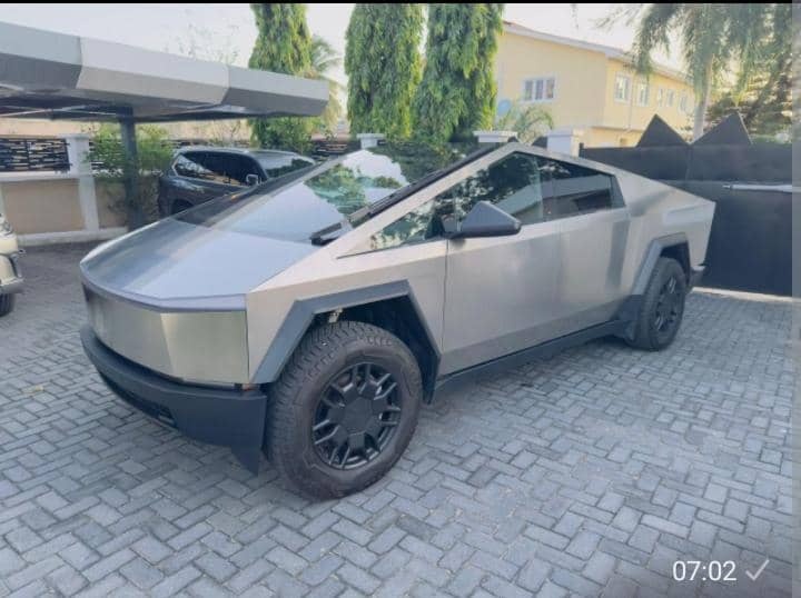 Osikoya O