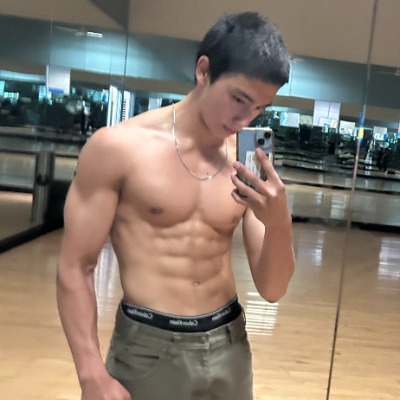 Maxwell Rhoe