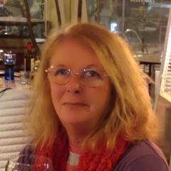 Lynn Halliday