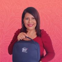 Carla Lazaro