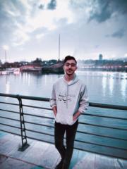 Emad Akhavan