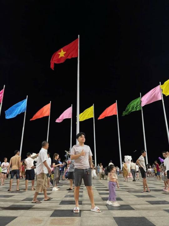 Vua Cửa Cuốn Ceo Vũ Văn Hùng