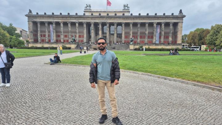 Munish Yadav