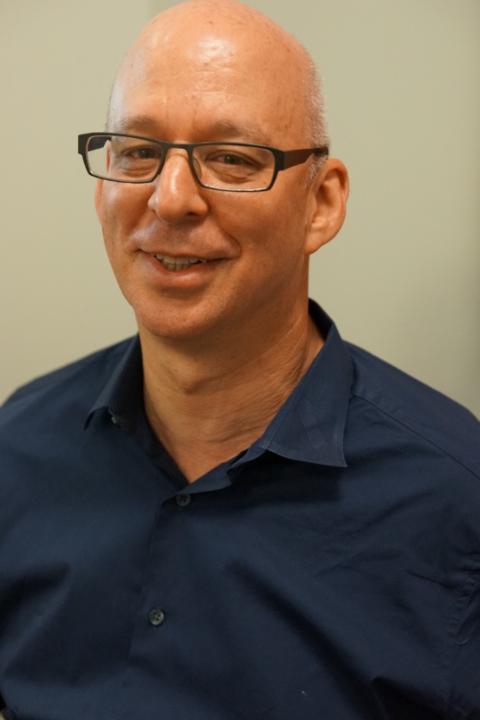 Mark Elzweig