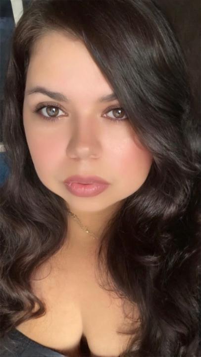 María Quínty Zambrano Romero