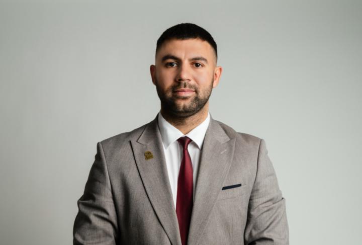 Михаил Михайлов