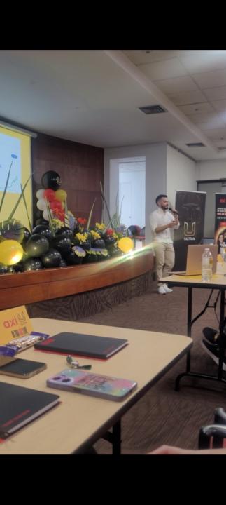 Jhon Alexander Roman