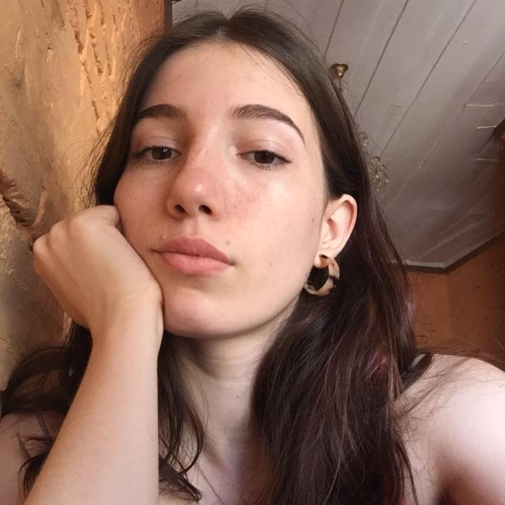 Melis Kayhan