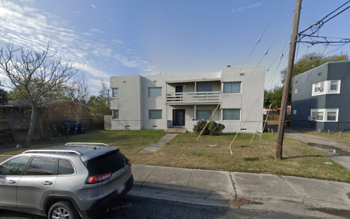 4 UNIT IN CORPUS, TX