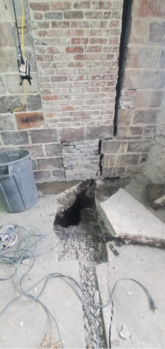 I'm non an Engineer but this looks Wrong...