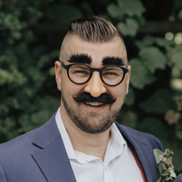 Fake Christian Spotted in SKOOL