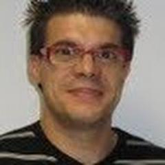 Cesar Riola Devant