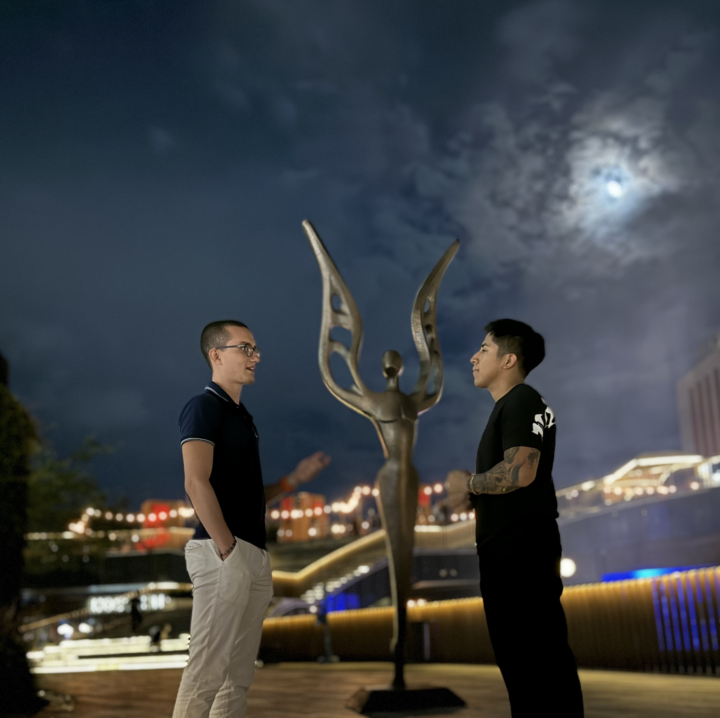 Bienvenidos A Closers Vault