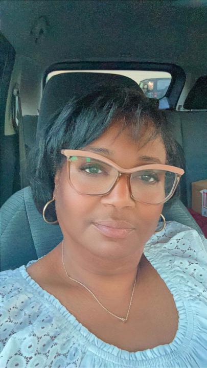 Debora Thompson