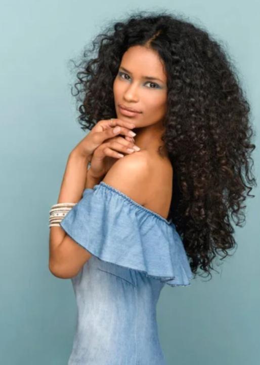 Essence Carver-Westin
