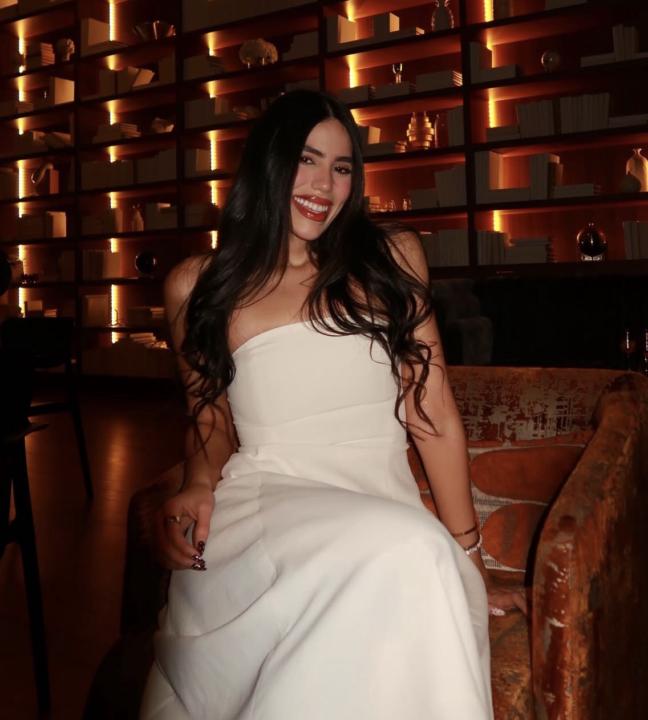 DO REAL ESTATE YOU END UP FINDING A WIFE 