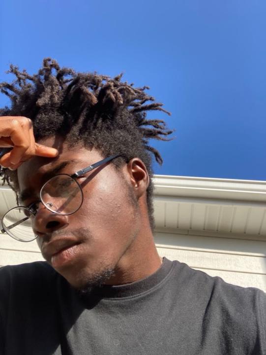Elijah Davies