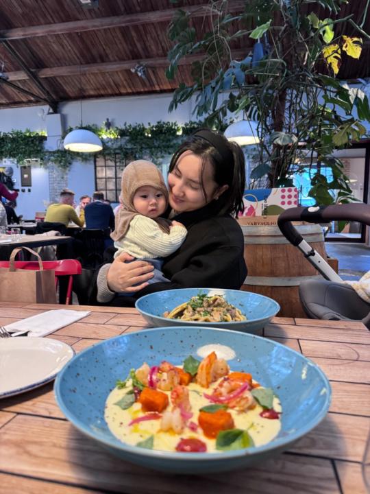Linh Dinhova