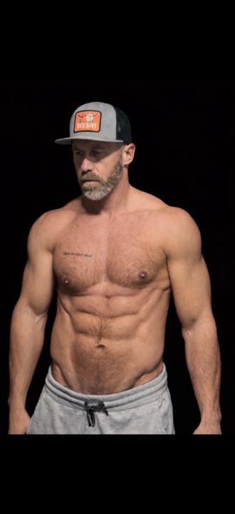 Travis Dickey