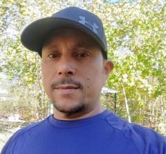 Robert Ruiz Davila