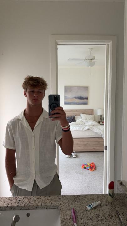 Josh Hendricks