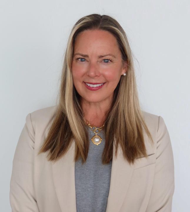 Lisa Everett