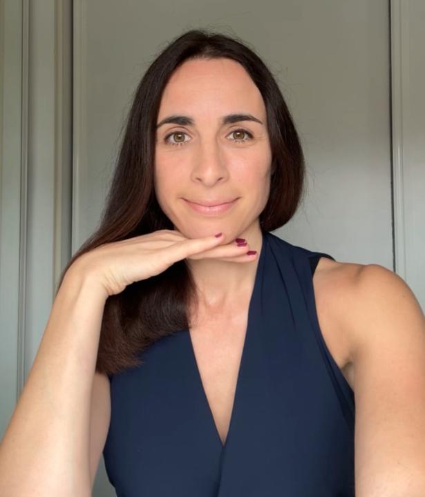 Anna Malci Hoschtialek