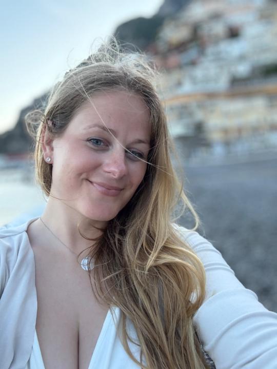 Anne Schwuchow