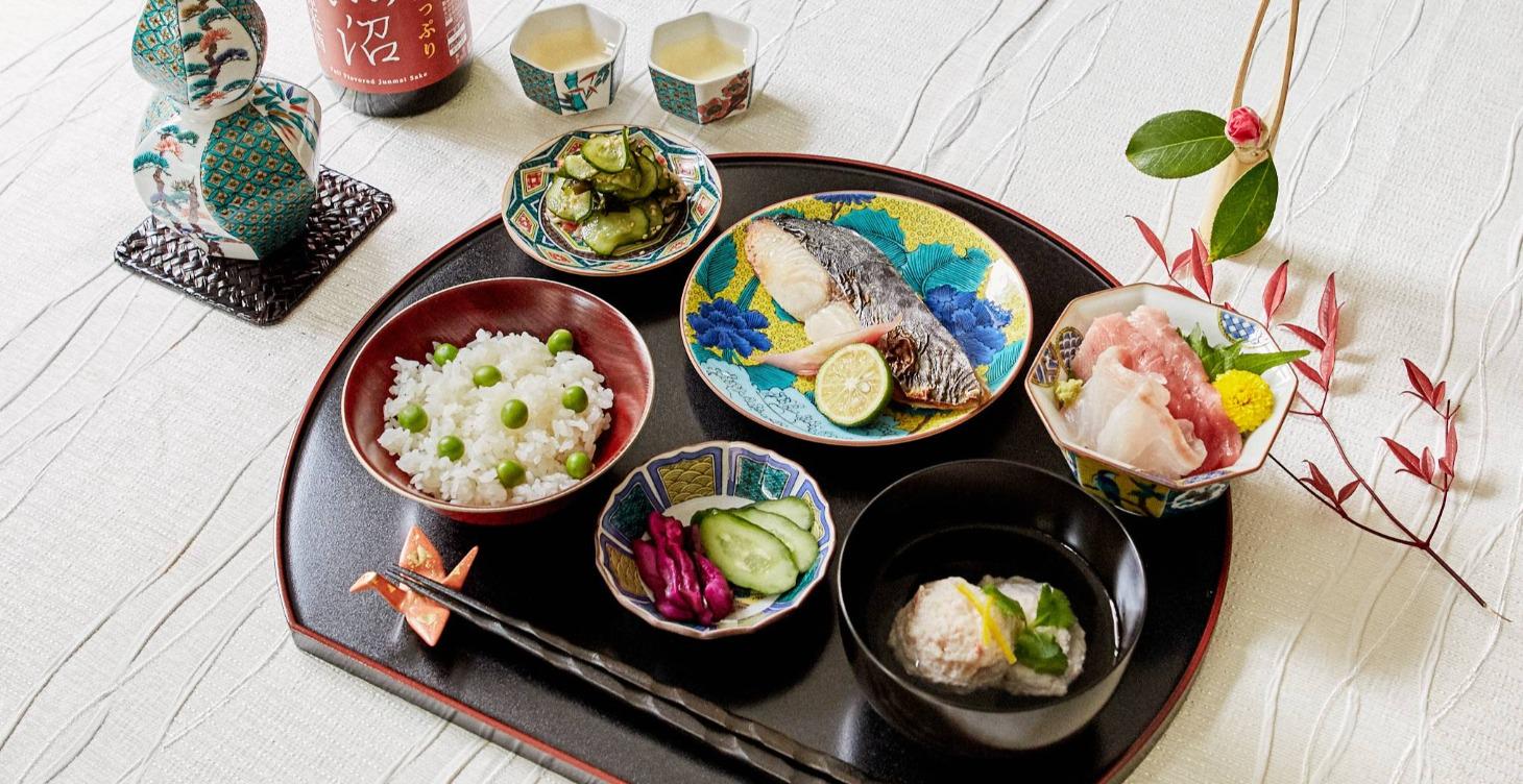 🍜 Real-Life Japanese: At a Restaurant