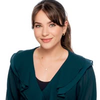 Angela Leider